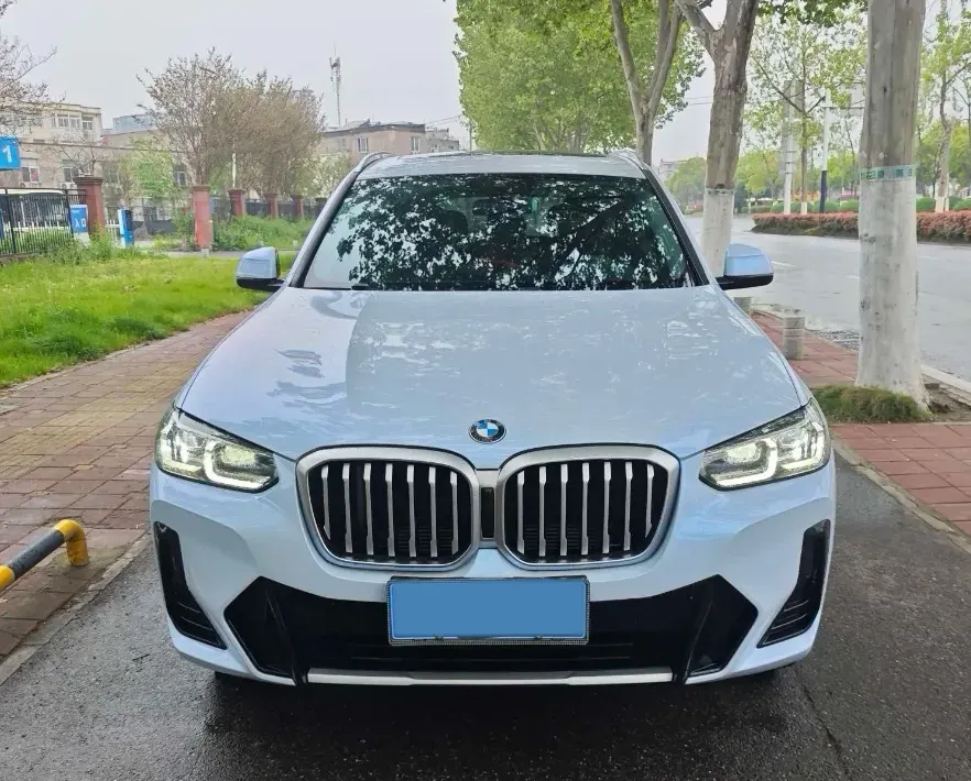 2022 BMW X3 2.0T 184HP L4 8AT,autocango,china used car exporter,china ev exporter,chinese used car exporter,chinese used ev exporter