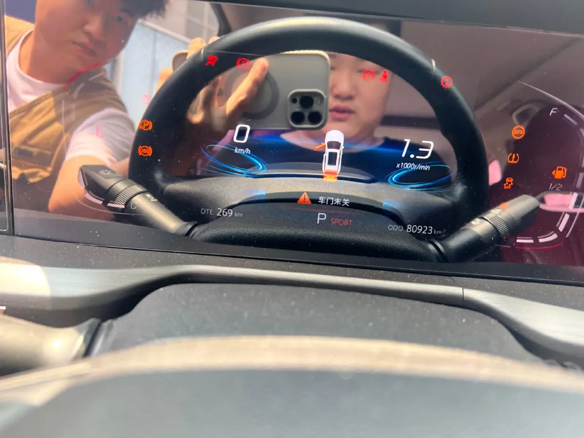 2020 ChangAn CS75 Plus 2.0T 233HP L4 8AT,autocango,china used car exporter,china ev exporter,chinese used car exporter,chinese used ev exporter