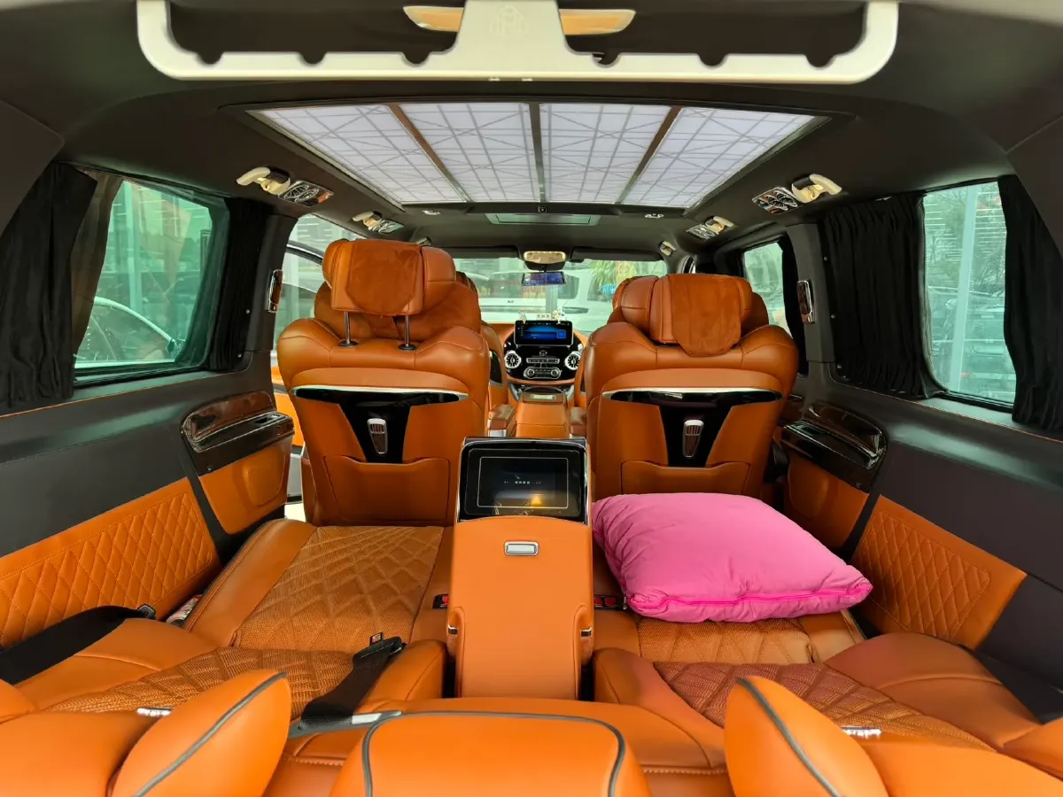 2023 Mercedes-Benz Vito 2.0T 211HP L4 9AT,autocango,china used car exporter,china ev exporter,chinese used car exporter,chinese used ev exporter