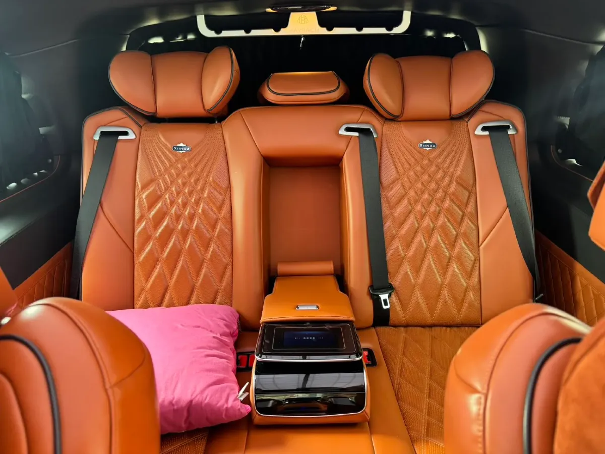 2023 Mercedes-Benz Vito 2.0T 211HP L4 9AT,autocango,china used car exporter,china ev exporter,chinese used car exporter,chinese used ev exporter