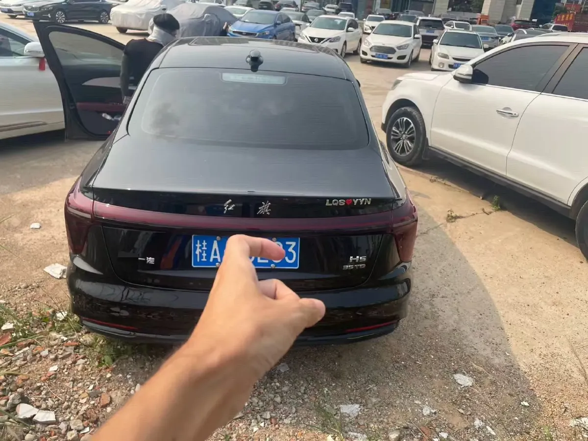 2025 HongQi H5 1.5T 169HP L4 7DCT,autocango,china used car exporter,china ev exporter,chinese used car exporter,chinese used ev exporter