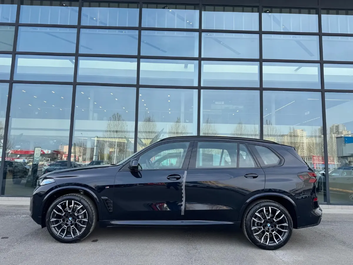 2025 BMW X5 3.0T 381HP L6 8AT,autocango,china used car exporter,china ev exporter,chinese used car exporter,chinese used ev exporter
