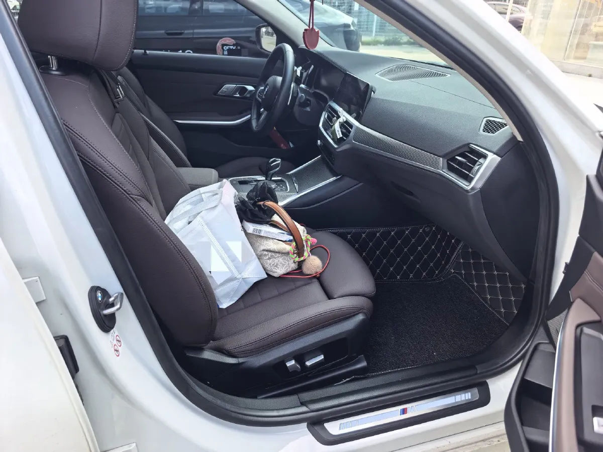 2021 BMW 3 Series 2.0T 184HP L4 8AT,autocango,china used car exporter,china ev exporter,chinese used car exporter,chinese used ev exporter