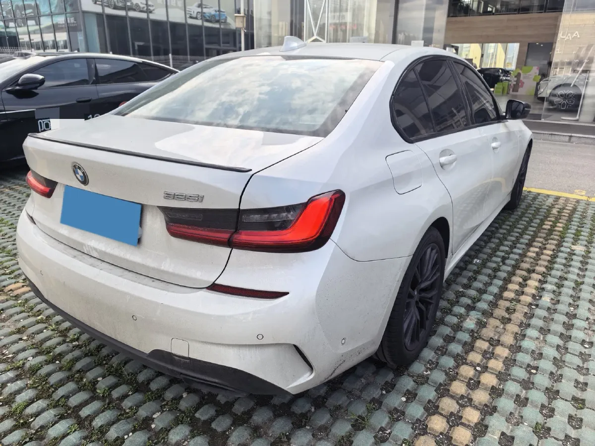 2021 BMW 3 Series 2.0T 184HP L4 8AT,autocango,china used car exporter,china ev exporter,chinese used car exporter,chinese used ev exporter