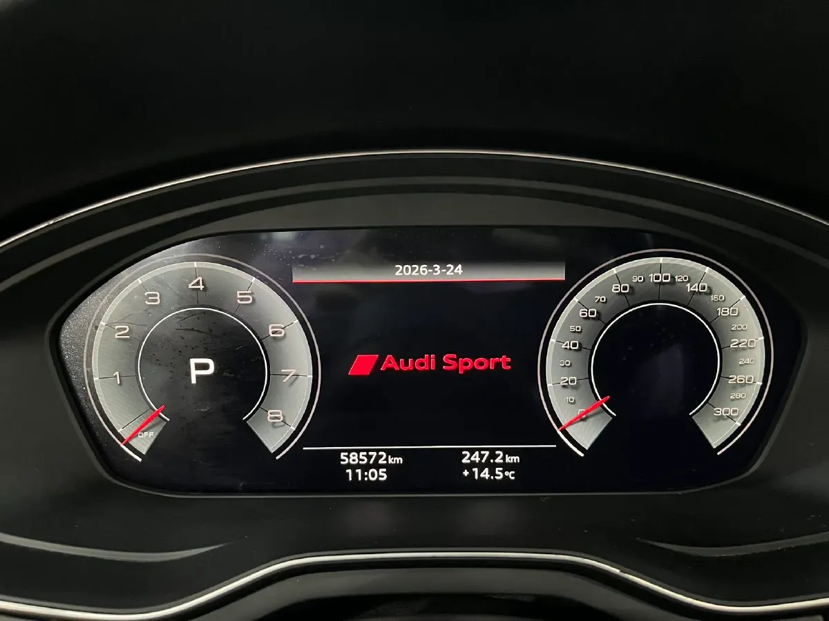 2022 Audi A4L 2.0T 190HP L4 7DCT,autocango,china used car exporter,china ev exporter,chinese used car exporter,chinese used ev exporter