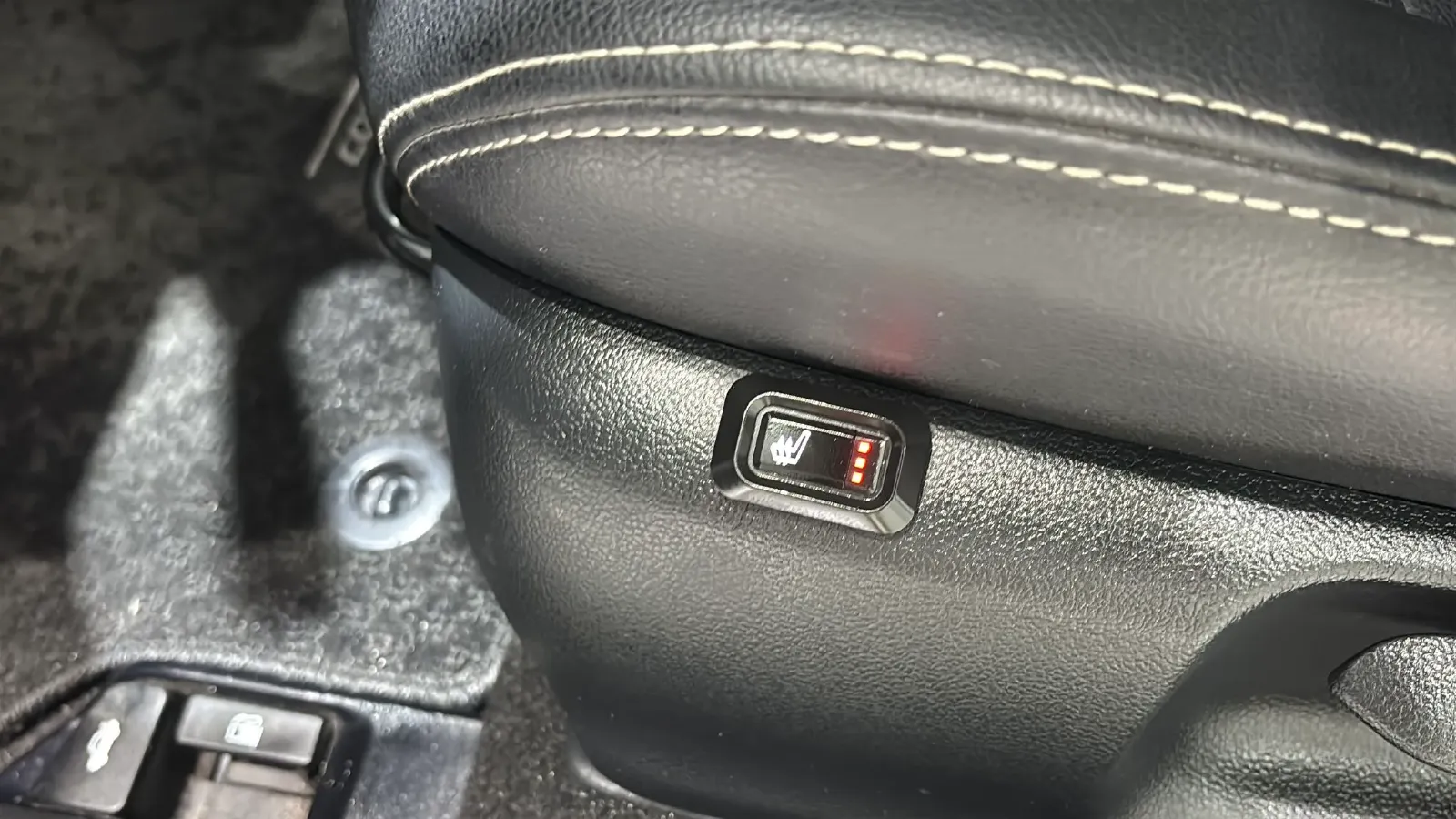 2021 Toyota Corolla 1.2T 116HP L4 CVT,autocango,china used car exporter,china ev exporter,chinese used car exporter,chinese used ev exporter