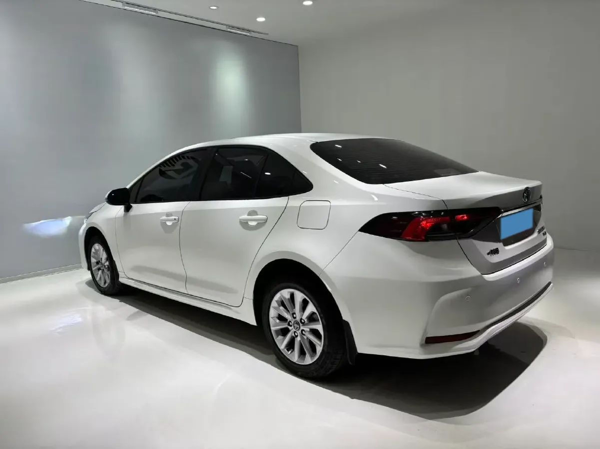 2021 Toyota Corolla 1.2T 116HP L4 CVT,autocango,china used car exporter,china ev exporter,chinese used car exporter,chinese used ev exporter