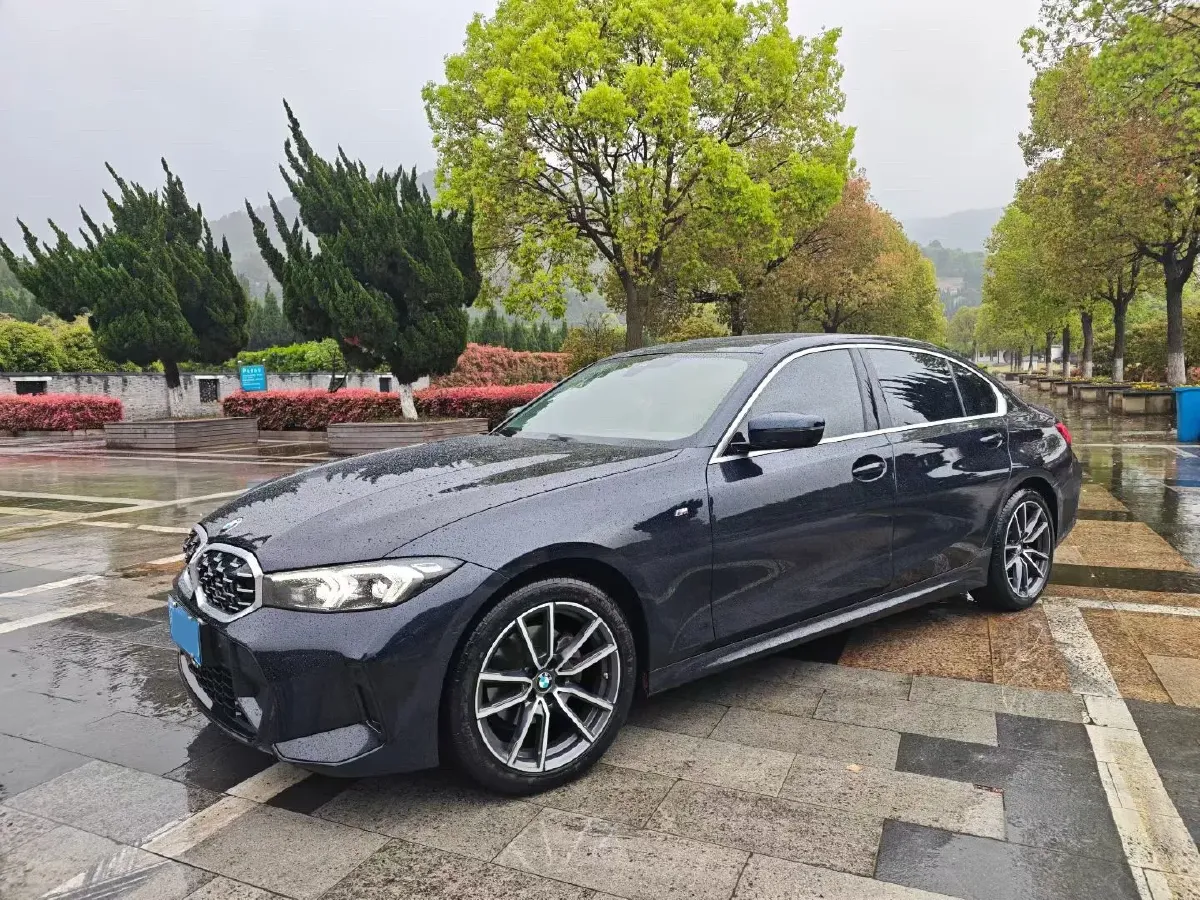 2023 BMW 3 Series 2.0T 184HP L4 8AT,autocango,china used car exporter,china ev exporter,chinese used car exporter,chinese used ev exporter
