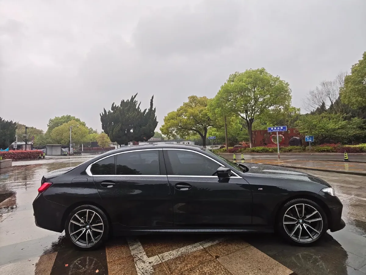 2023 BMW 3 Series 2.0T 184HP L4 8AT,autocango,china used car exporter,china ev exporter,chinese used car exporter,chinese used ev exporter