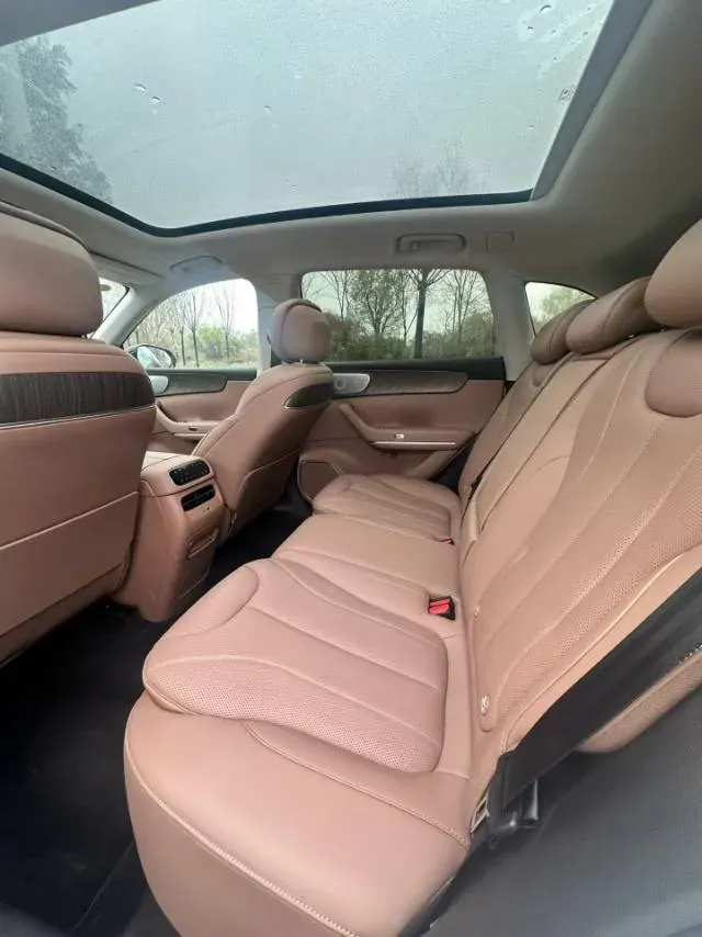 2026 Leapmotor C11 BEV,autocango,china used car exporter,china ev exporter,chinese used car exporter,chinese used ev exporter