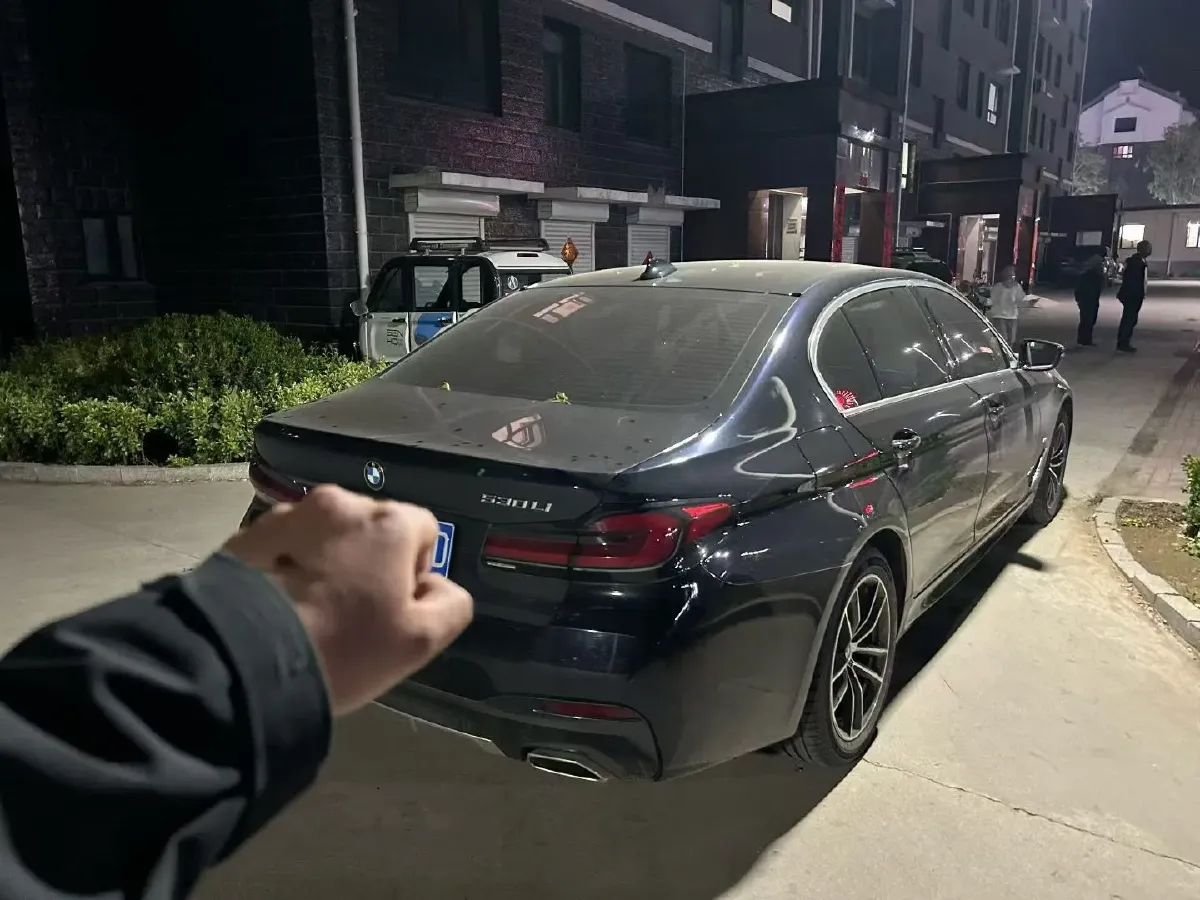 2022 BMW 5 Series 2.0T 184HP L4 8AT,autocango,china used car exporter,china ev exporter,chinese used car exporter,chinese used ev exporter