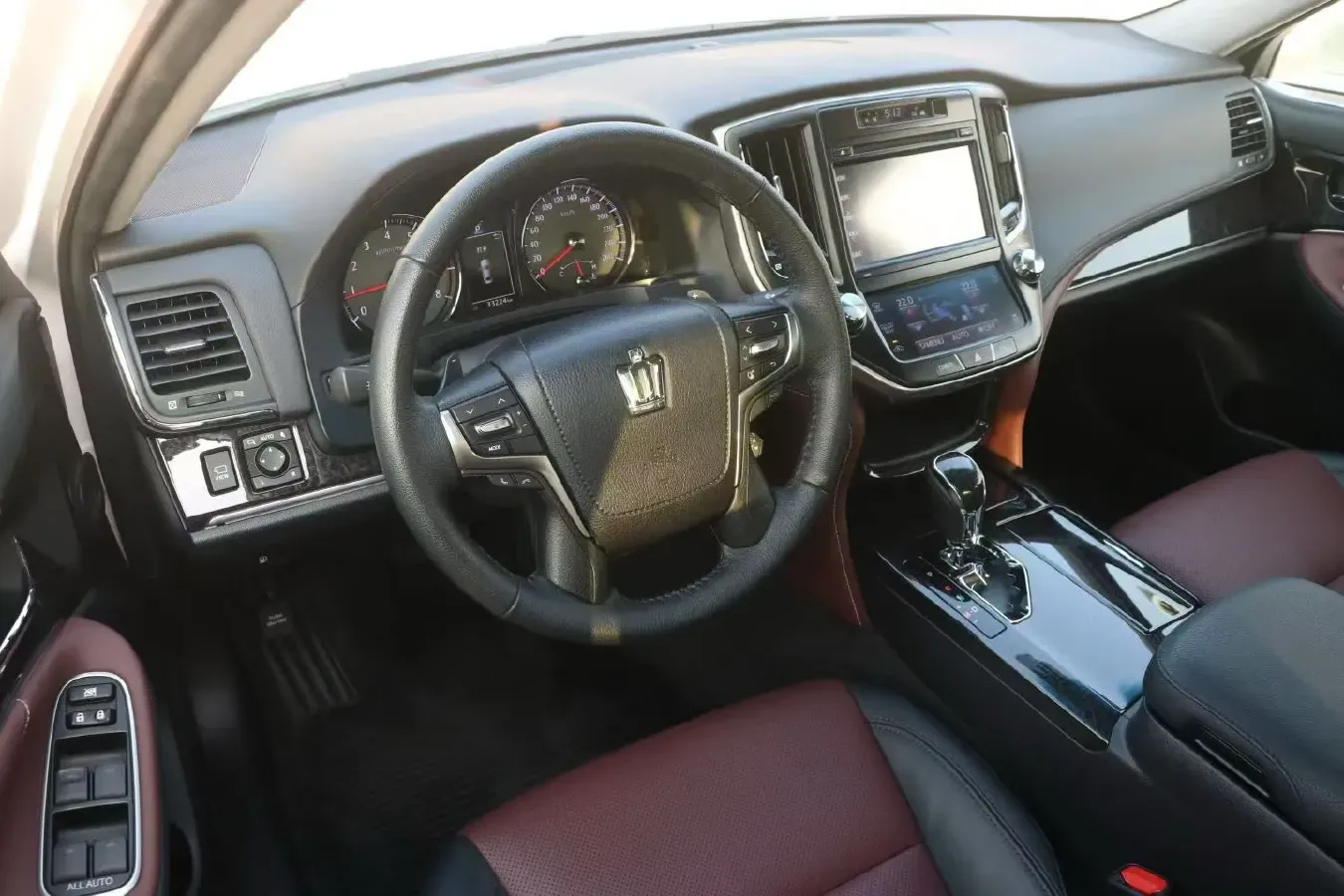 2018 Toyota Highlander 2.0T 220HP L4 6AT,autocango,china used car exporter,china ev exporter,chinese used car exporter,chinese used ev exporter