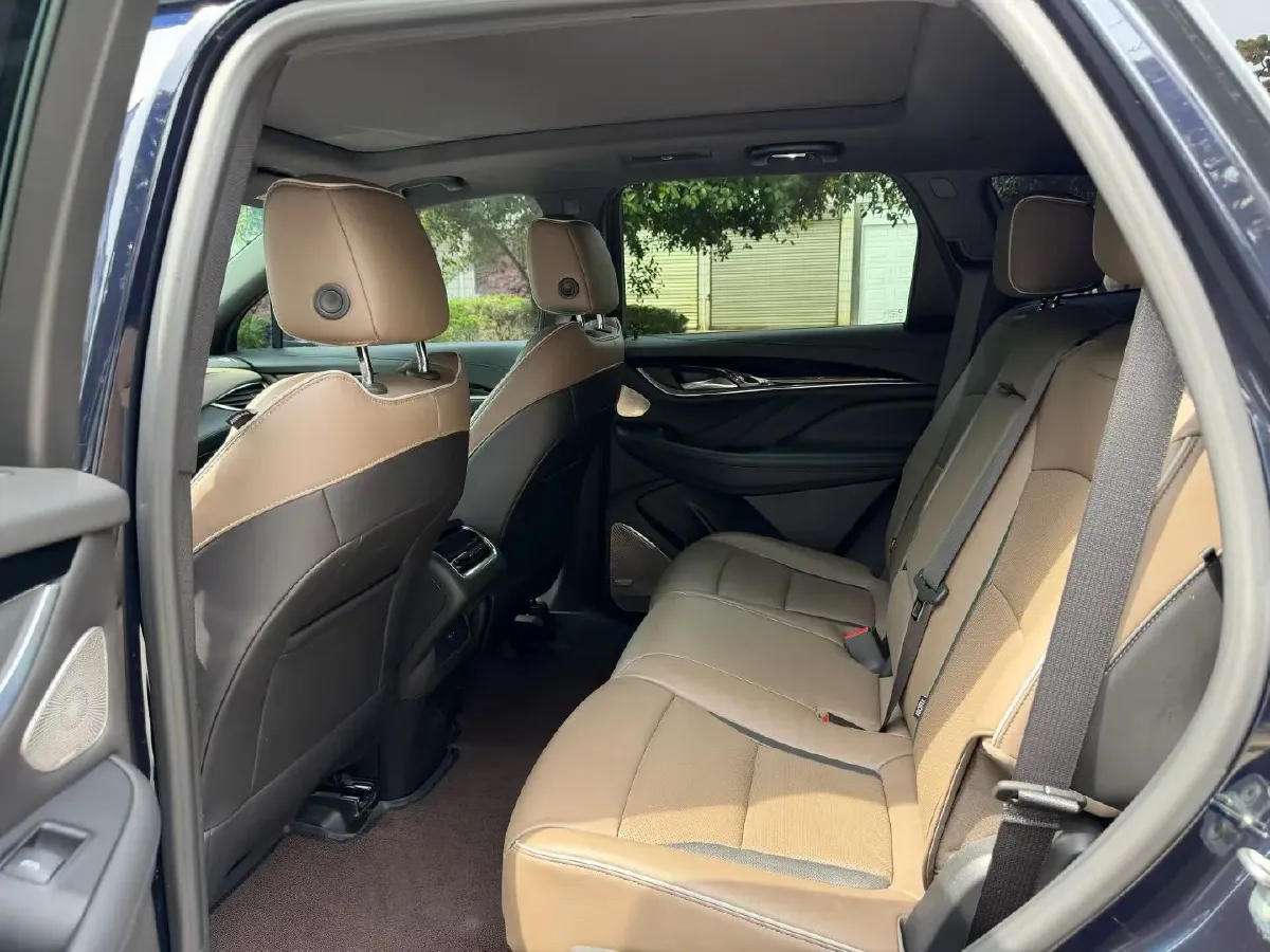 2020 Buick Enclave 2.0T 237HP L4 9AT,autocango,china used car exporter,china ev exporter,chinese used car exporter,chinese used ev exporter