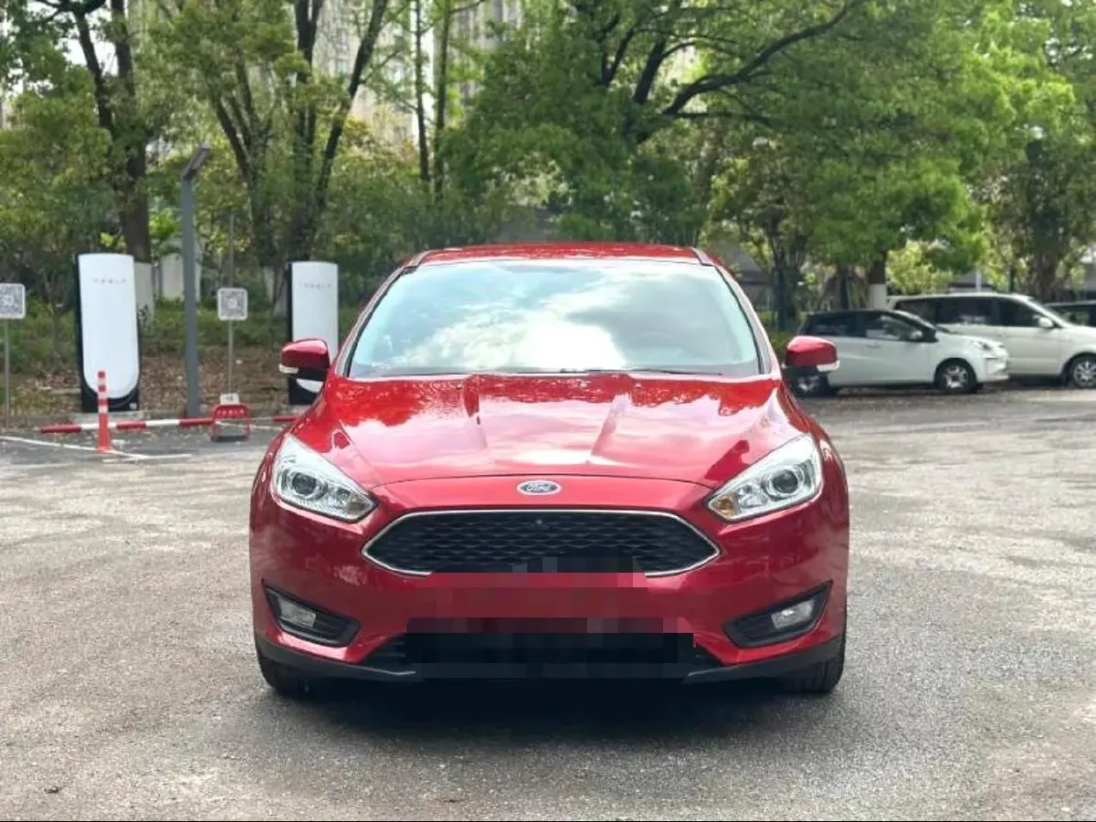 2019 Ford Focus 1.5T 184HP L3 8AT,autocango,china used car exporter,china ev exporter,chinese used car exporter,chinese used ev exporter