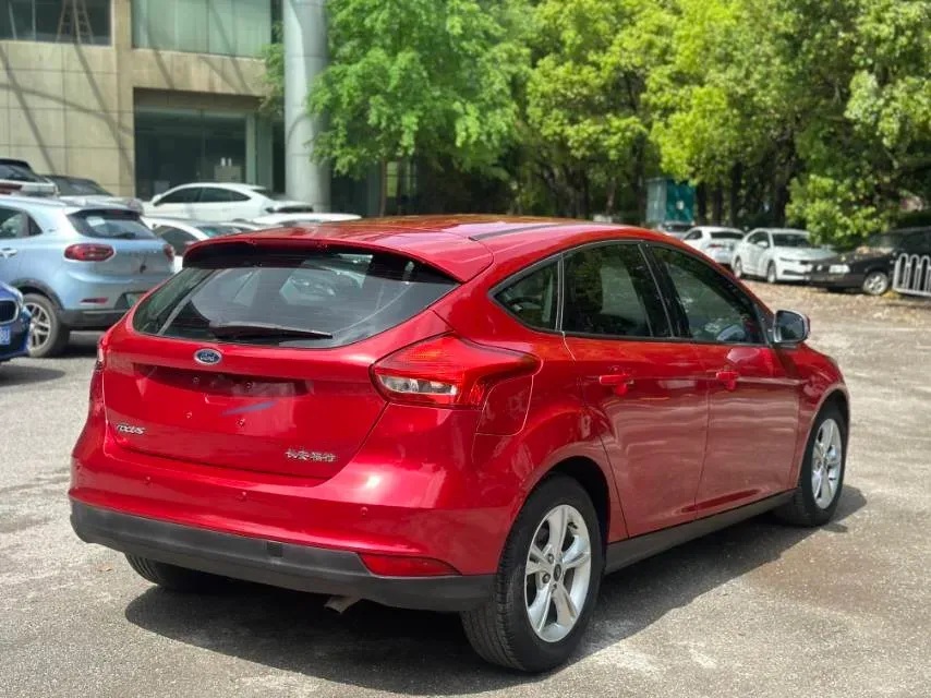 2019 Ford Focus 1.5T 184HP L3 8AT,autocango,china used car exporter,china ev exporter,chinese used car exporter,chinese used ev exporter