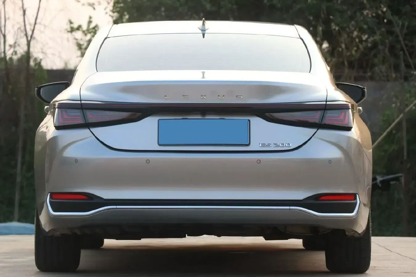 2025 Lexus ES 2.0L 173HP L4 CVT,autocango,china used car exporter,china ev exporter,chinese used car exporter,chinese used ev exporter