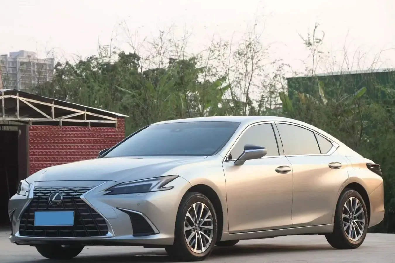 2025 Lexus ES 2.0L 173HP L4 CVT,autocango,china used car exporter,china ev exporter,chinese used car exporter,chinese used ev exporter