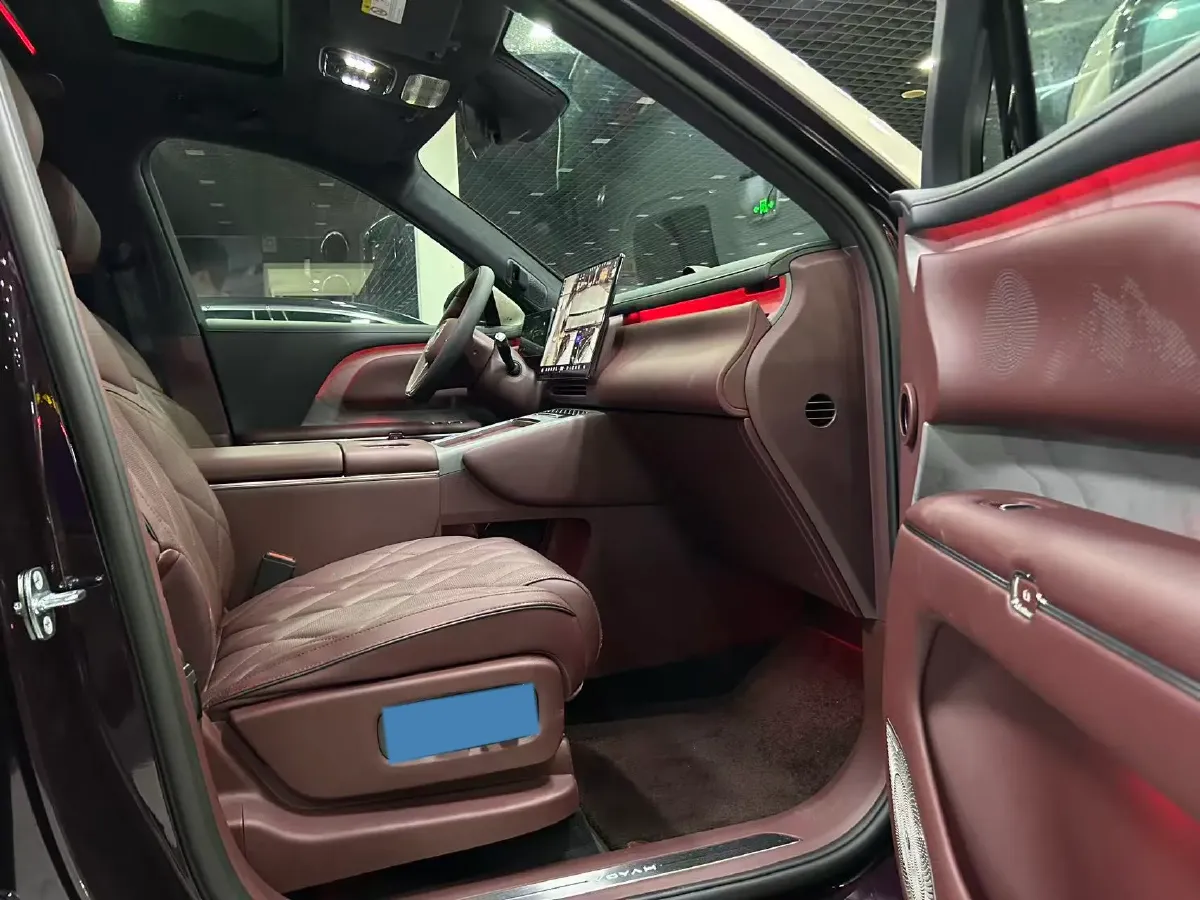 2026 Voyah 9L 1.5T 150HP L4 PHEV,autocango,china used car exporter,china ev exporter,chinese used car exporter,chinese used ev exporter