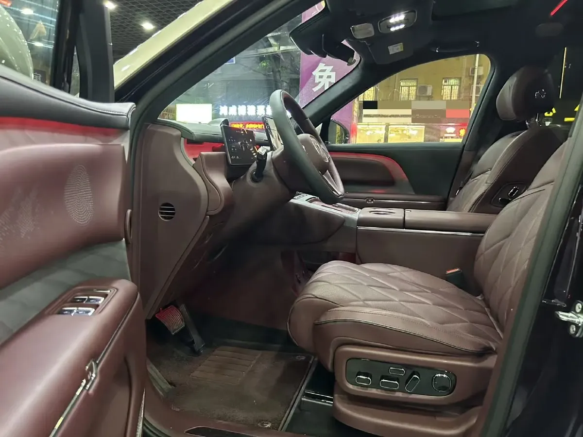 2026 Voyah 9L 1.5T 150HP L4 PHEV,autocango,china used car exporter,china ev exporter,chinese used car exporter,chinese used ev exporter