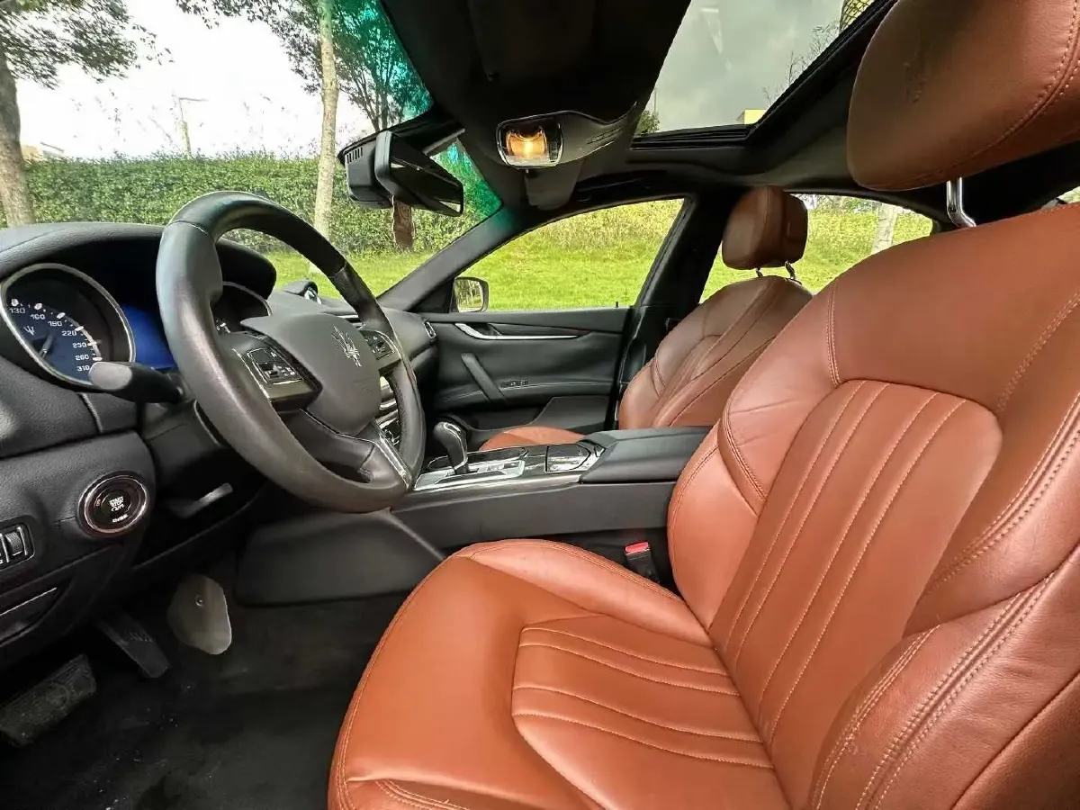 2018 Maserati Ghibli 3.0T 350HP V6 8AT,autocango,china used car exporter,china ev exporter,chinese used car exporter,chinese used ev exporter