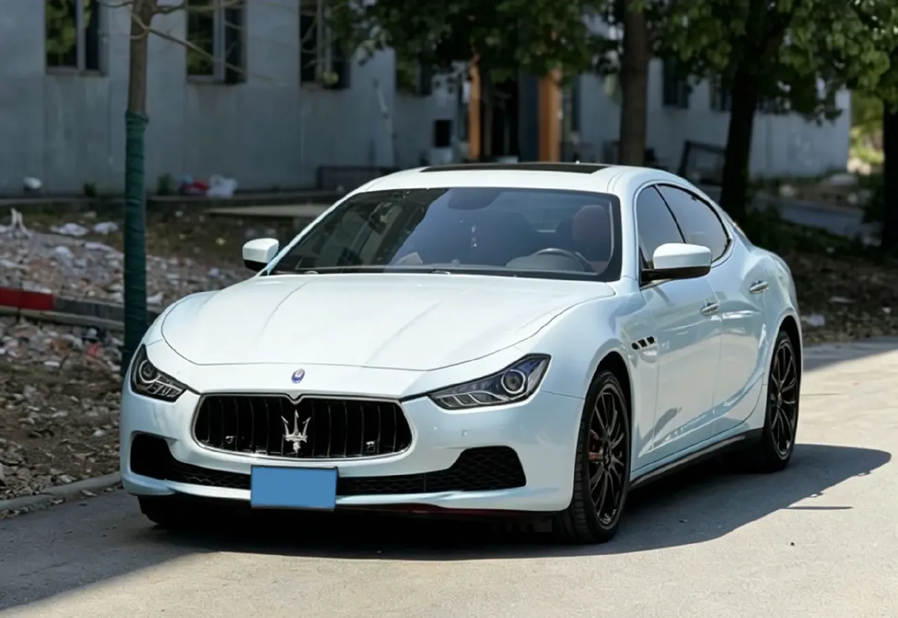 2018 Maserati Ghibli 3.0T 350HP V6 8AT,autocango,china used car exporter,china ev exporter,chinese used car exporter,chinese used ev exporter