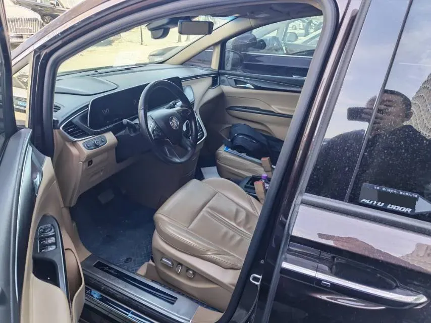 2021 Buick GL8 2.0T 237HP L4 9AT,autocango,china used car exporter,china ev exporter,chinese used car exporter,chinese used ev exporter