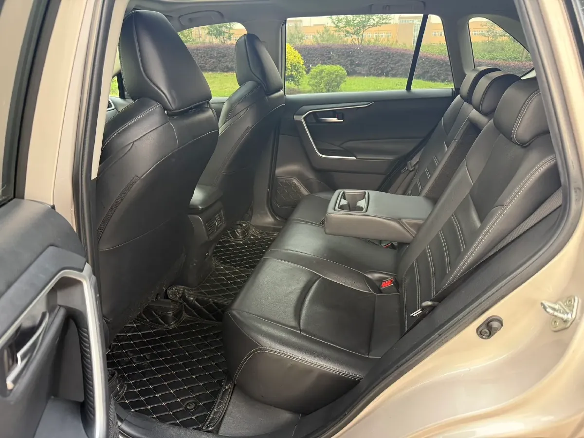 2021 Toyota Wildlander 2.0L 171HP L4 CVT,autocango,china used car exporter,china ev exporter,chinese used car exporter,chinese used ev exporter