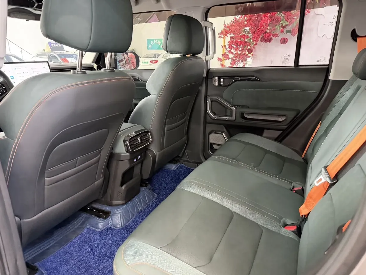 2023 Jetour Traveller 2.0T 254HP L4 7DCT,autocango,china used car exporter,china ev exporter,chinese used car exporter,chinese used ev exporter