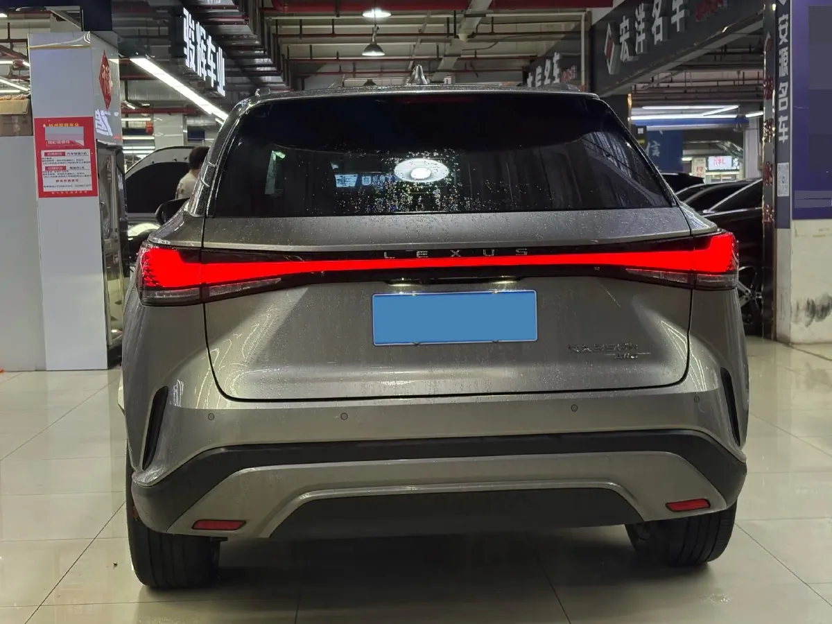 2023 Lexus RX 2.5L 189HP L4 E-CVT Hybrid,autocango,china used car exporter,china ev exporter,chinese used car exporter,chinese used ev exporter