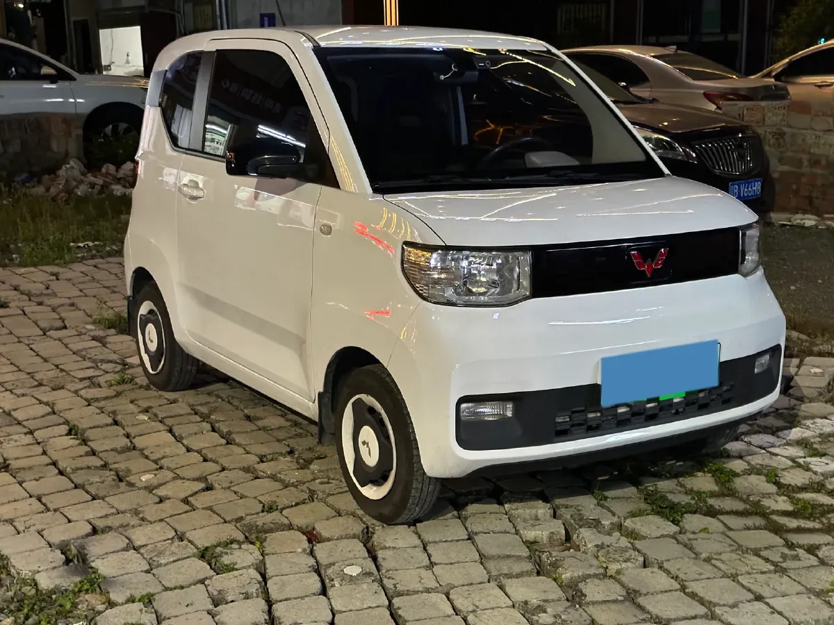 2020 WuLing HongGuang MINI EV BEV 9KWH,autocango,china used car exporter,china ev exporter,chinese used car exporter,chinese used ev exporter