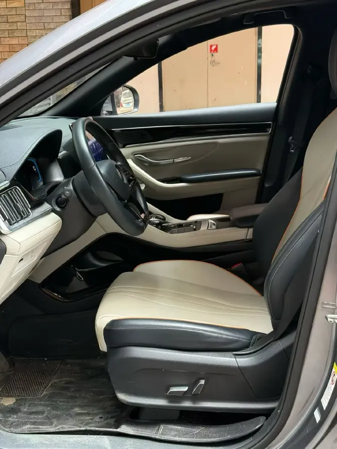 2021 Geely JiaJi 1.5T 177HP L3 7DCT PHEV 11.3KWH,autocango,china used car exporter,china ev exporter,chinese used car exporter,chinese used ev exporter