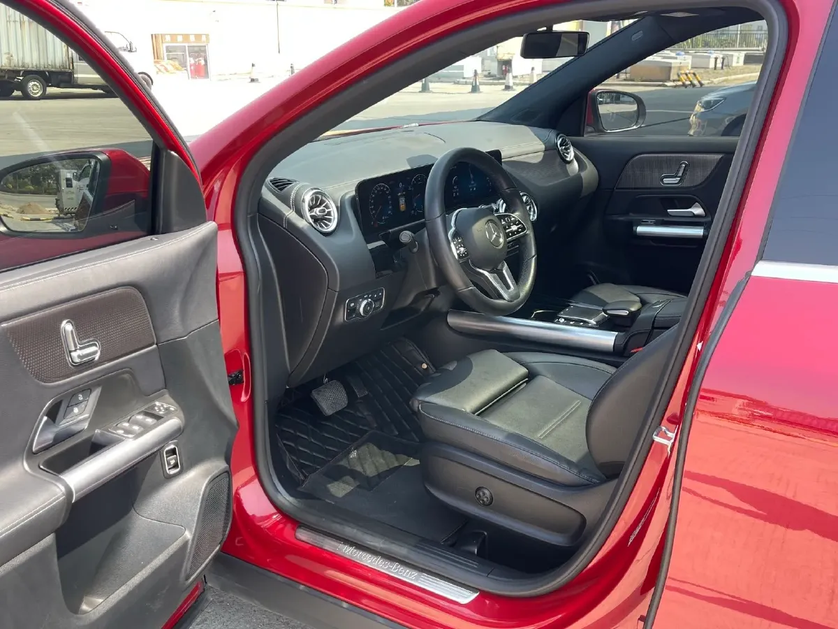 2020 Mercedes-Benz GLA Class 1.3T 163HP L4 7DCT,autocango,china used car exporter,china ev exporter,chinese used car exporter,chinese used ev exporter