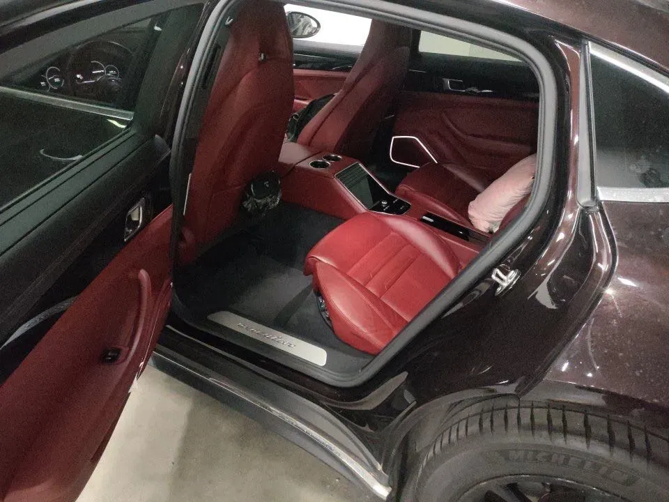 2019 Porsche Panamera 2.9T 330HP V6 8DCT,autocango,china used car exporter,china ev exporter,chinese used car exporter,chinese used ev exporter