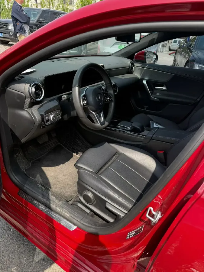 2022 Mercedes-Benz A Class 1.3T 136HP L4 7DCT,autocango,china used car exporter,china ev exporter,chinese used car exporter,chinese used ev exporter
