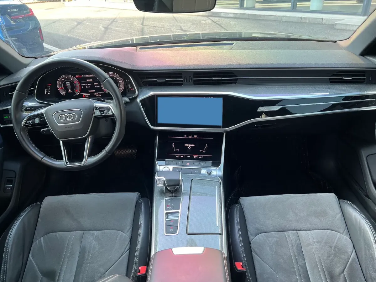 2019 Audi A6L 2.0T 190HP L4 7DCT,autocango,china used car exporter,china ev exporter,chinese used car exporter,chinese used ev exporter