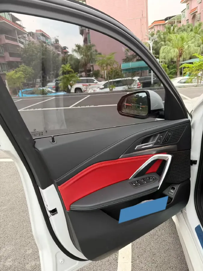 2024 BMW X1 2.0T 204HP L4 7DCT,autocango,china used car exporter,china ev exporter,chinese used car exporter,chinese used ev exporter