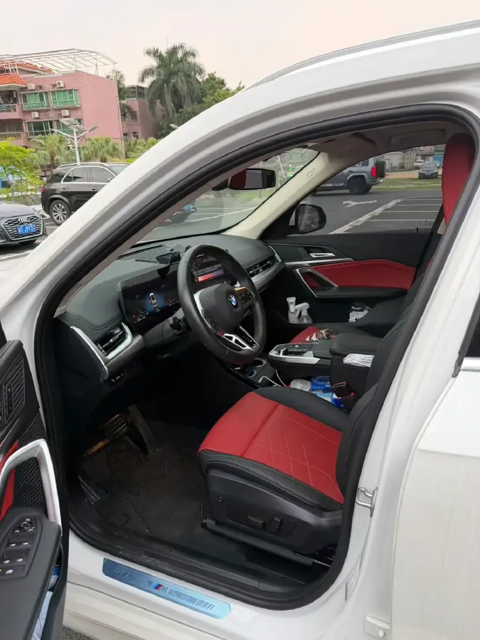 2024 BMW X1 2.0T 204HP L4 7DCT,autocango,china used car exporter,china ev exporter,chinese used car exporter,chinese used ev exporter