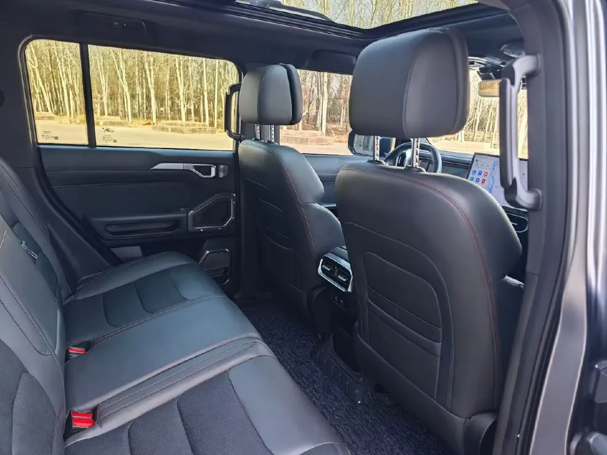 2024 Jetour Traveller 2.0T 254HP L4 7DCT,autocango,china used car exporter,china ev exporter,chinese used car exporter,chinese used ev exporter