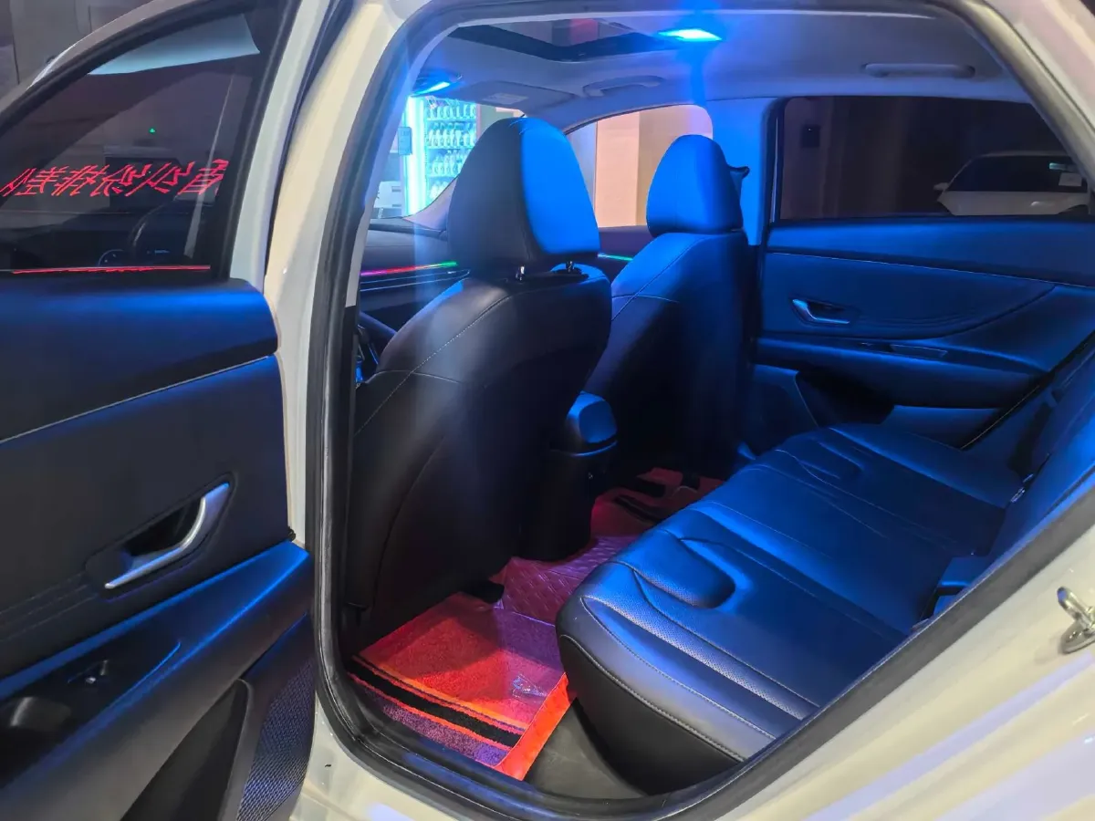 2021 Hyundai Elantra 1.5L 115HP L4 CVT,autocango,china used car exporter,china ev exporter,chinese used car exporter,chinese used ev exporter