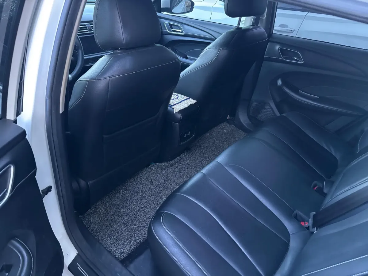 2020 Roewe Ei5 BEV 52.5KWH,autocango,china used car exporter,china ev exporter,chinese used car exporter,chinese used ev exporter