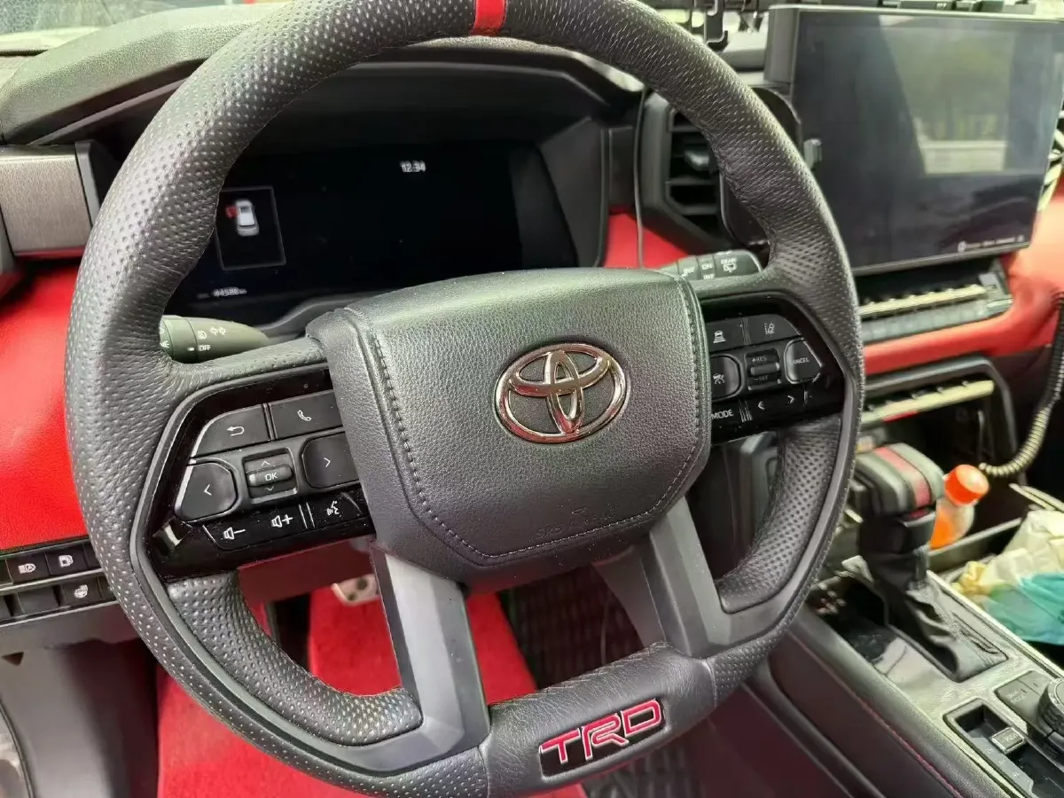 2023 HongQi H5 1.8T 197HP L4 8AT,autocango,china used car exporter,china ev exporter,chinese used car exporter,chinese used ev exporter