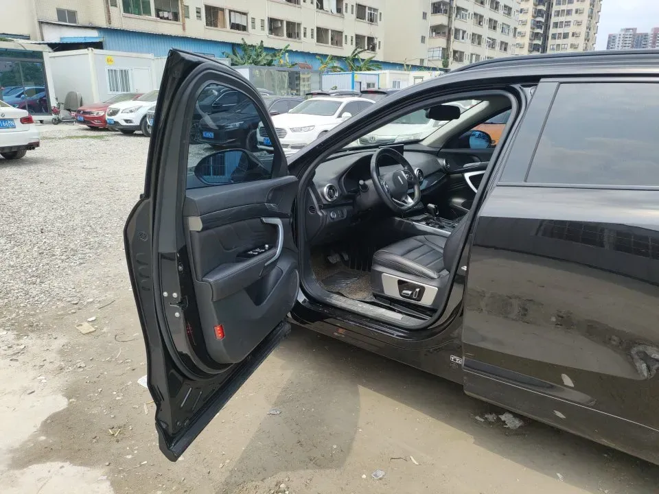 2017 WEY VV7 2.0T 234HP L4 7DCT,autocango,china used car exporter,china ev exporter,chinese used car exporter,chinese used ev exporter