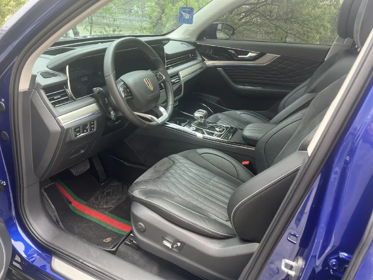 2022 HongQi HS5 2.0T 224HP L4 6AT,autocango,china used car exporter,china ev exporter,chinese used car exporter,chinese used ev exporter