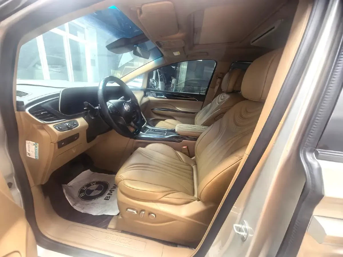 2021 Buick GL8 2.0T 237HP L4 9AT,autocango,china used car exporter,china ev exporter,chinese used car exporter,chinese used ev exporter