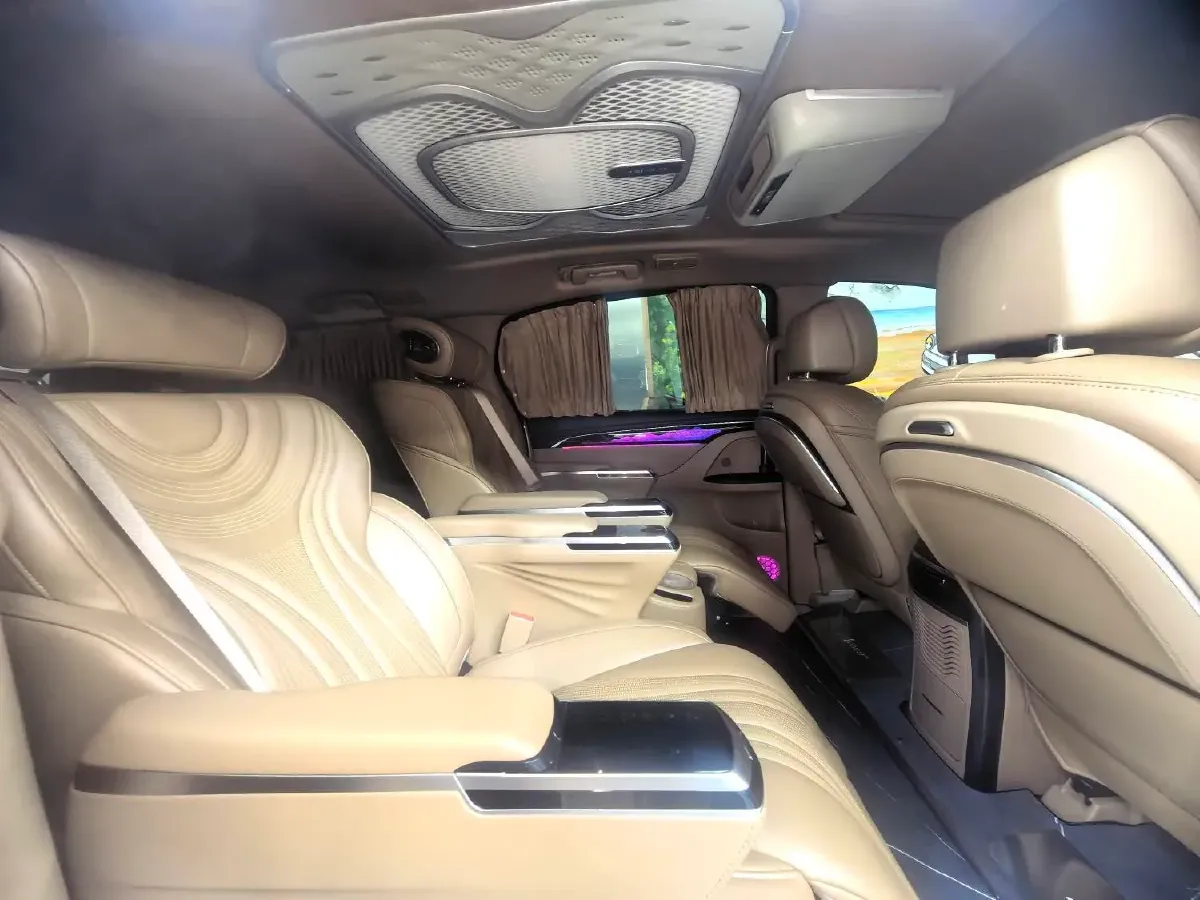 2021 Buick GL8 2.0T 237HP L4 9AT,autocango,china used car exporter,china ev exporter,chinese used car exporter,chinese used ev exporter