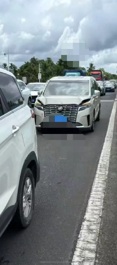 2021 Buick GL8 2.0T 237HP L4 9AT,autocango,china used car exporter,china ev exporter,chinese used car exporter,chinese used ev exporter