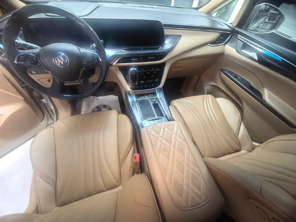 2021 Buick GL8 2.0T 237HP L4 9AT,autocango,china used car exporter,china ev exporter,chinese used car exporter,chinese used ev exporter