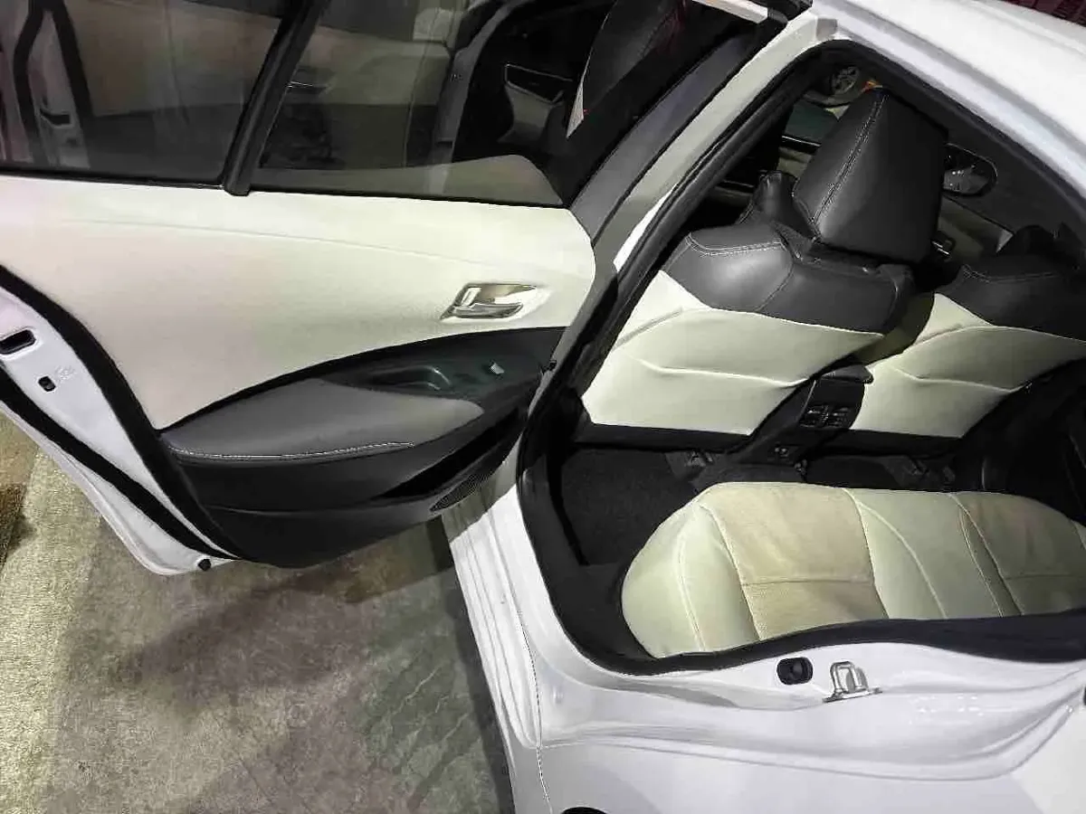 2021 Toyota Corolla 1.2T 116HP L4 CVT,autocango,china used car exporter,china ev exporter,chinese used car exporter,chinese used ev exporter