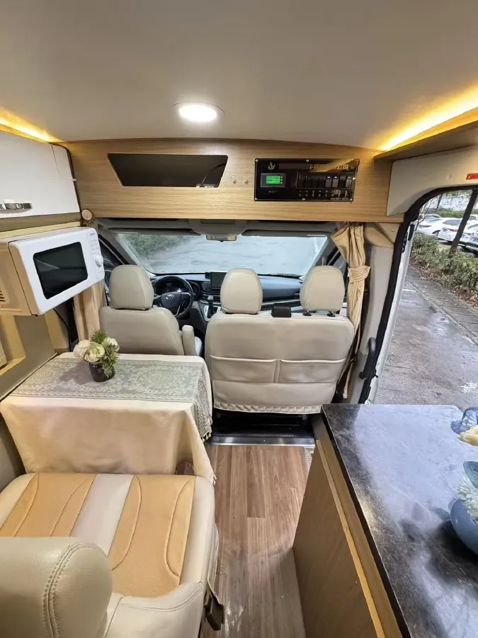 2021 MAXUS V90 RV 2.0T 148HP L4 6AT,autocango,china used car exporter,china ev exporter,chinese used car exporter,chinese used ev exporter