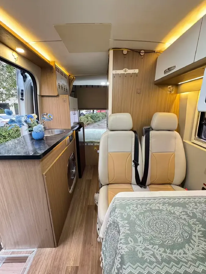 2021 MAXUS V90 RV 2.0T 148HP L4 6AT,autocango,china used car exporter,china ev exporter,chinese used car exporter,chinese used ev exporter